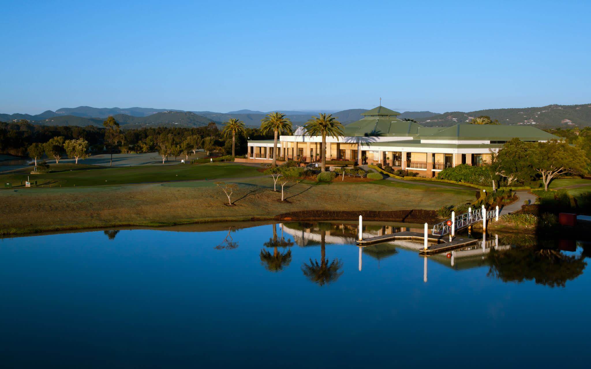 Lakelands Golf Club
